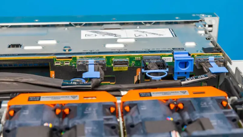 Dell PowerEdge R6715 Backplane 5