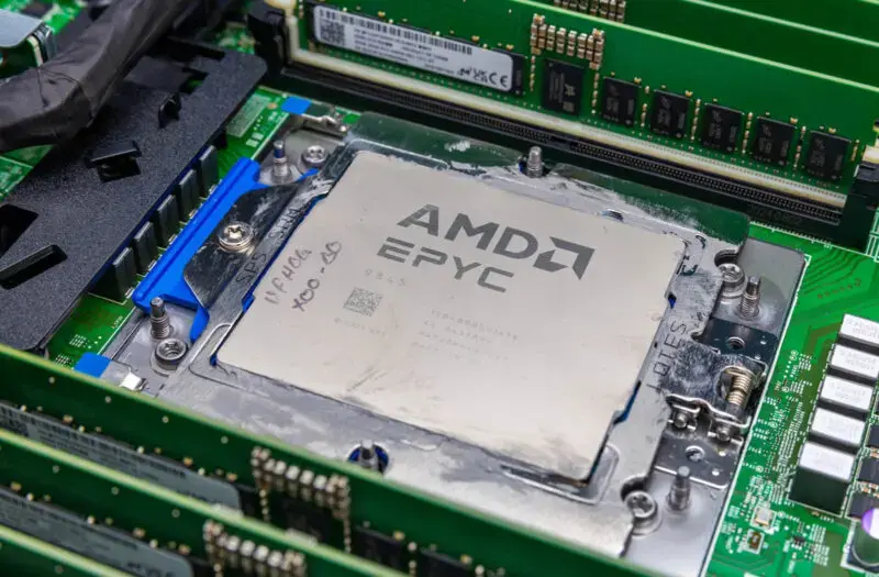 AMD EPYC 9845 In Dell PowerEdge R6715 1
