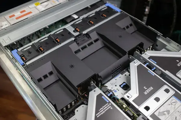 Dell PowerEdge R760 Fan Guides