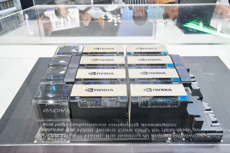 NVIDIA HGX H200 Baseboard Zoom Out