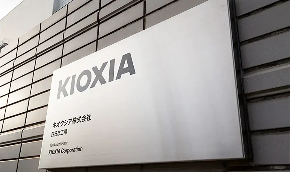 Kioxia представила модуль флеш-памяти на 5 ТБ с пропускной способностью 64 ГБ/с  Изображение 1