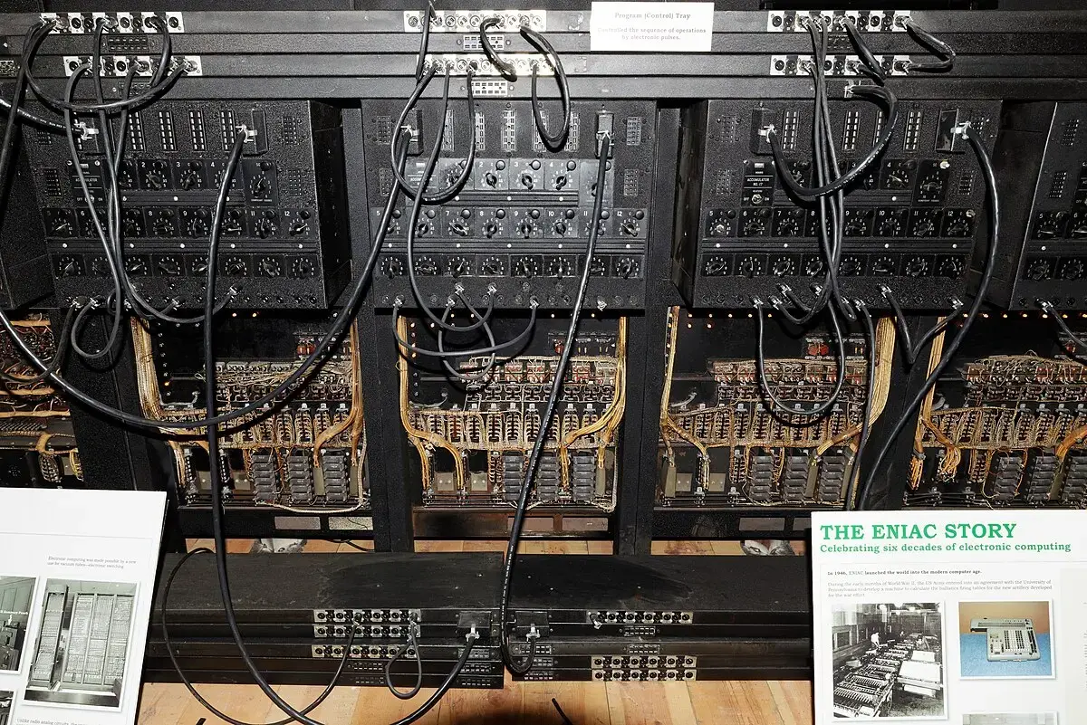 В 500 раз слабее калькулятора, но гениален: как ENIAC заложил основы современных ПК Изображение 13