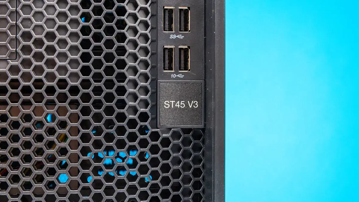 Обзор сервера Lenovo ThinkSystem ST45 V3 на базе AMD EPYC 4000  Изображение 1