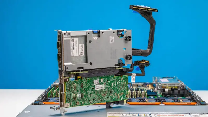 Dell PowerEdge R6715 Riser 2 13