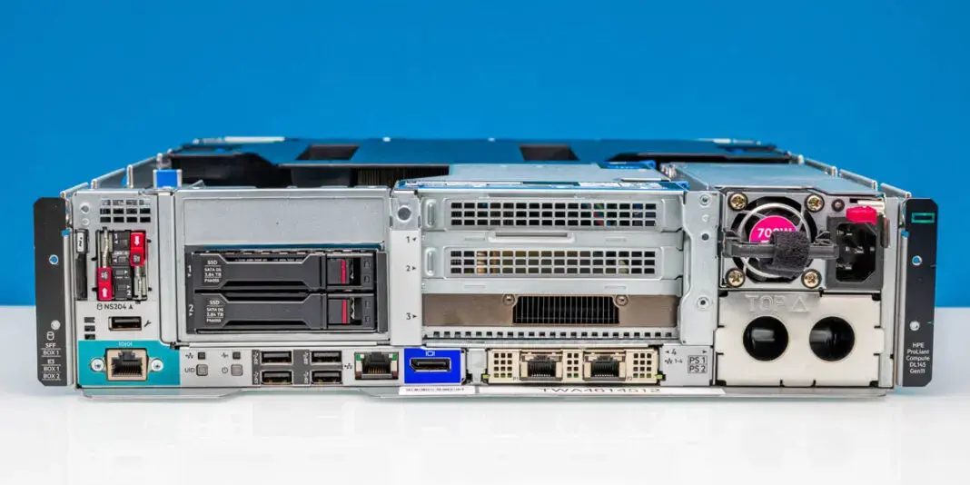 Обзор edge-сервера HPE ProLiant DL145 Gen11 на базе AMD EPYC 8004 Изображение 2