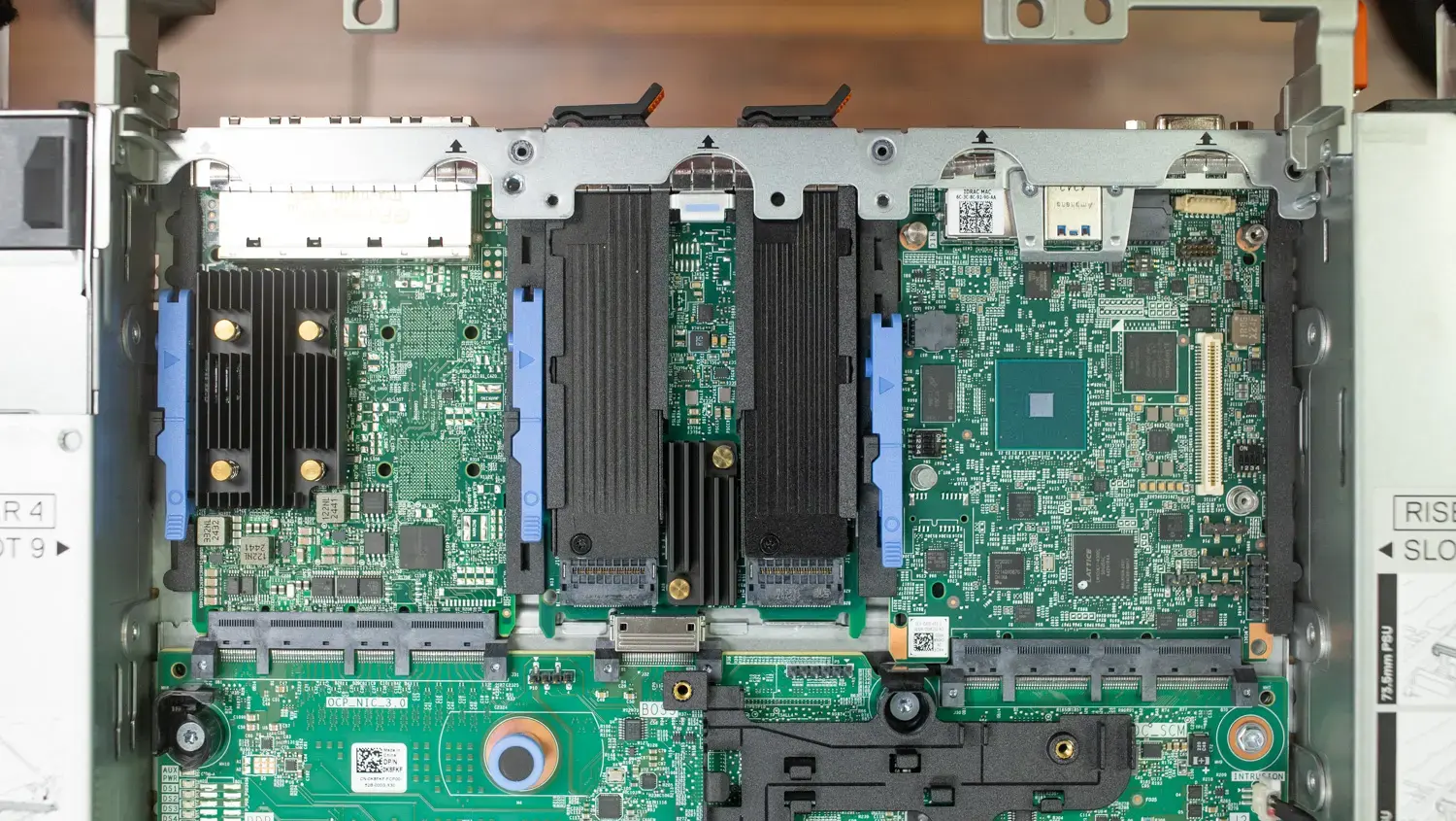 Обзор сервера Dell PowerEdge R7725 - универсальная мощь Изображение 6