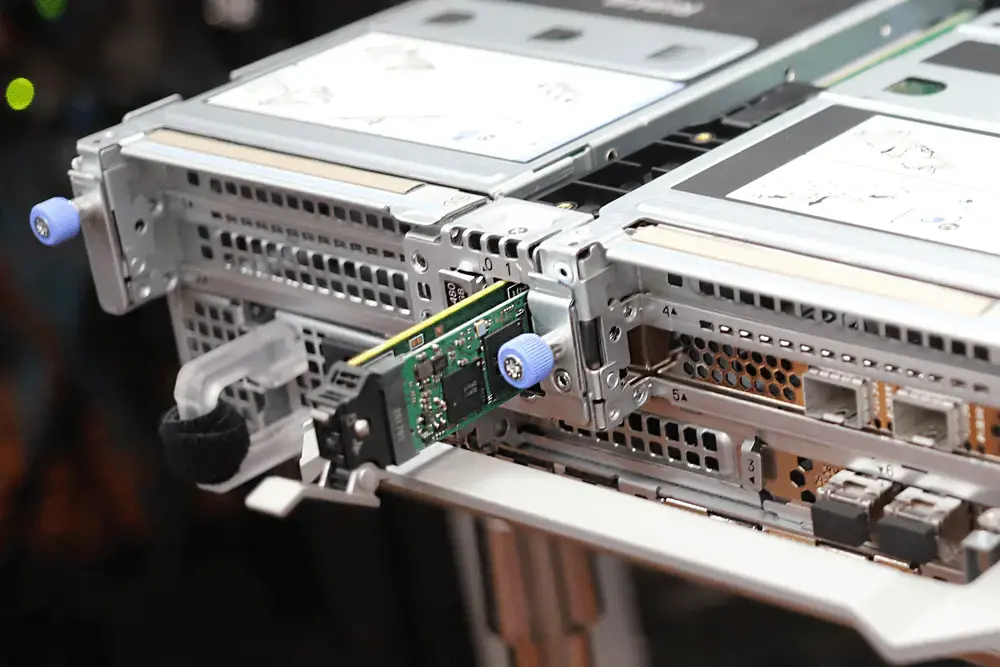 Обзор сервера Dell EMC PowerEdge R750 Изображение 10