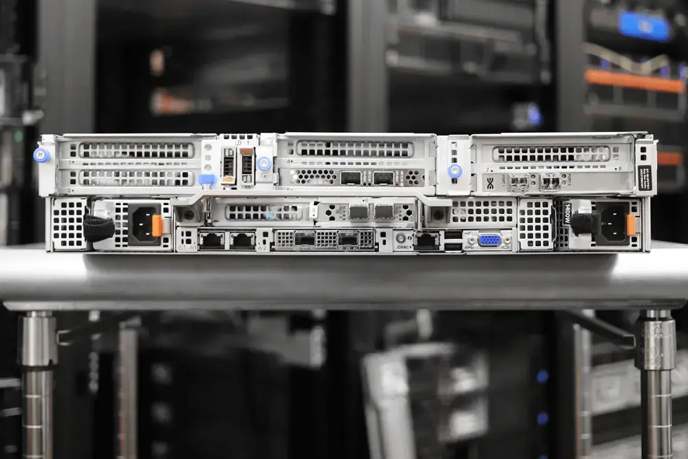 Обзор сервера Dell EMC PowerEdge R750 Изображение 9