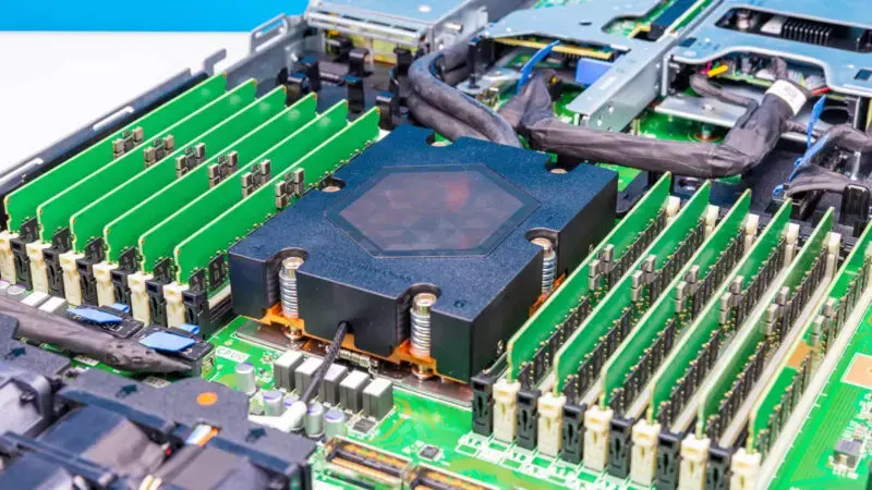 Dell PowerEdge R6715 CPU 2