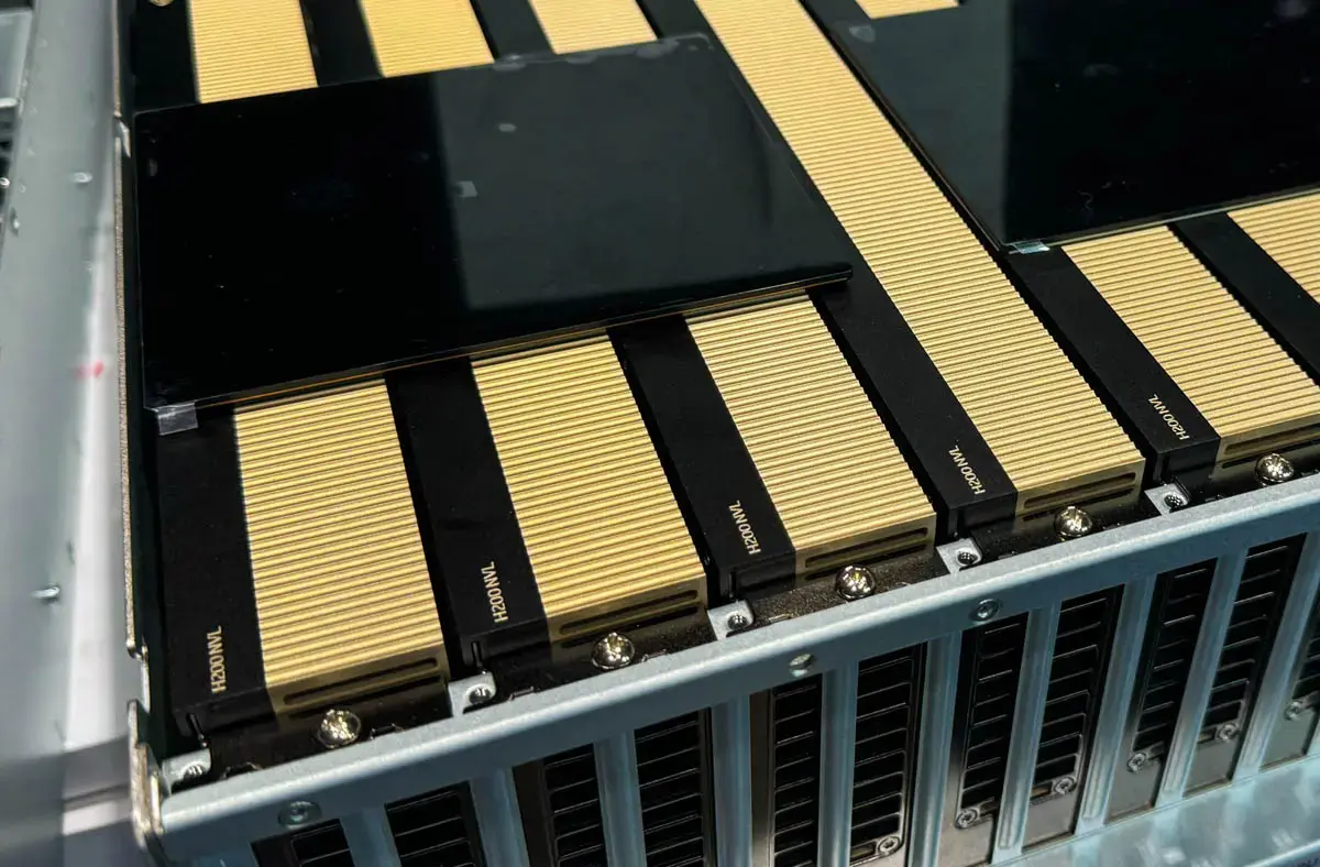 NVIDIA H200 NVL 4-Way показали на мероприятии OCP Summit 2024 Изображение 3