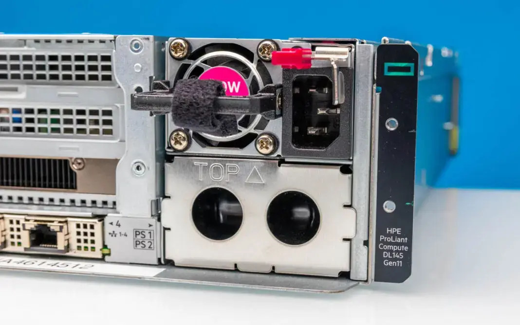 Обзор edge-сервера HPE ProLiant DL145 Gen11 на базе AMD EPYC 8004 Изображение 6