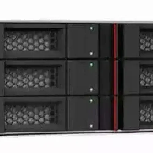 lenovo-storage-d1212-04_817.webp